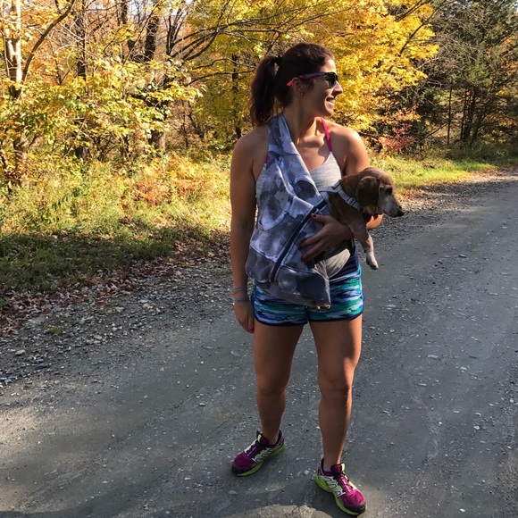 Meet your Posher, Ali - Picture 3 of 4